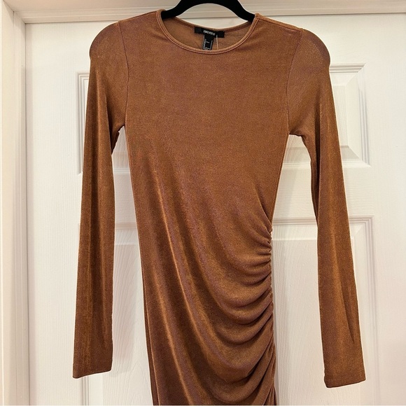 NWT Forever 21 Brown Long Sleeve Ruched Side Bodycon Dress sz Small - Picture 2 of 6
